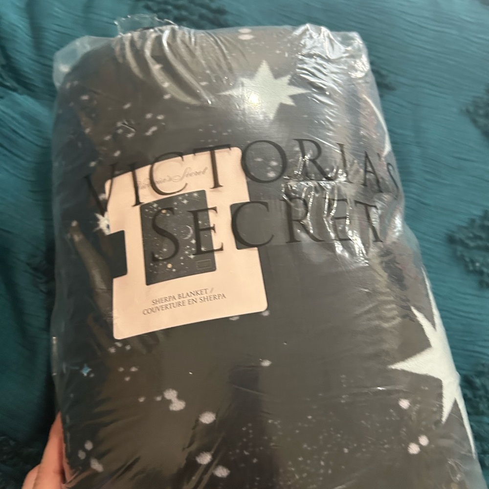 Victoria's Secret Black Star Sherpa Throw Blanket